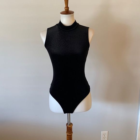 [Guess] Black Velour Bodysuit - Size XS - Picture 1 of 4